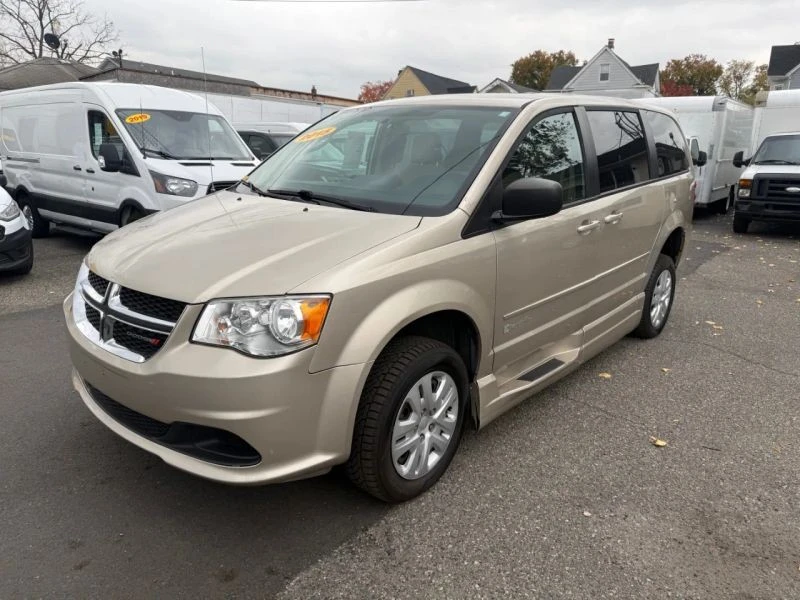2015 Dodge Caravan - Image 2 of 12
