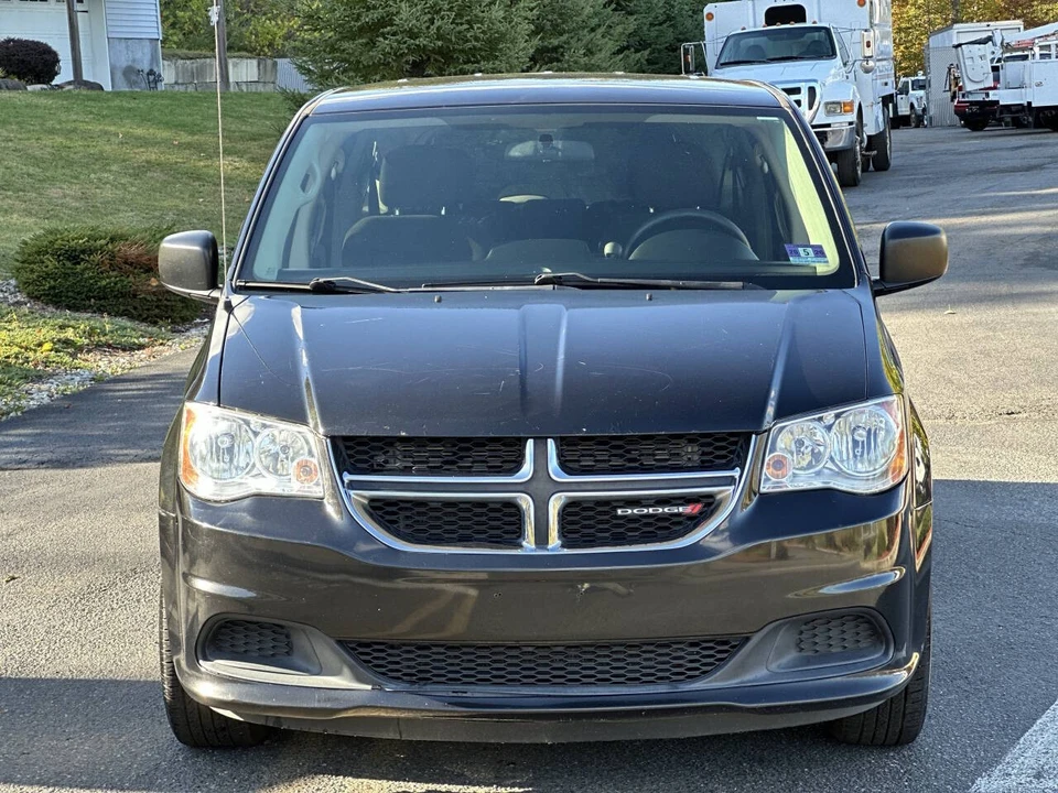 2015 Dodge Caravan - Image 3 of 12