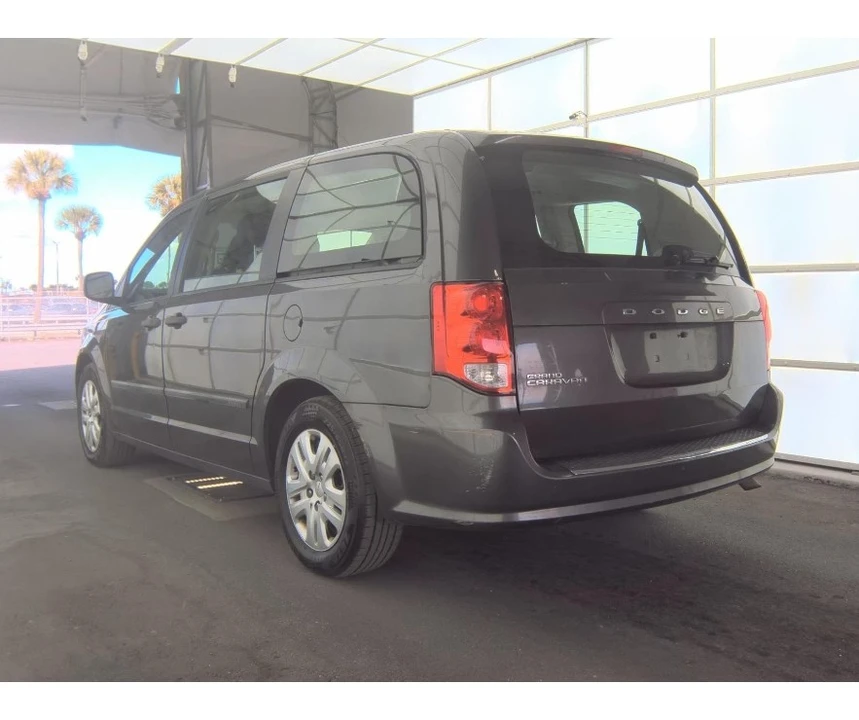 2015 Dodge Caravan - Image 7 of 12