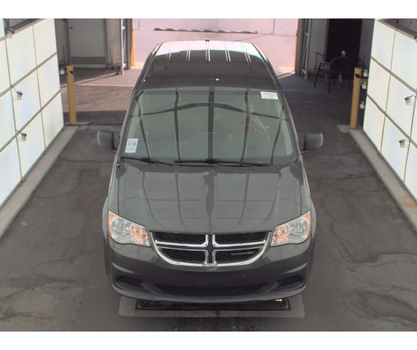 2015 Dodge Caravan - Image 2 of 12