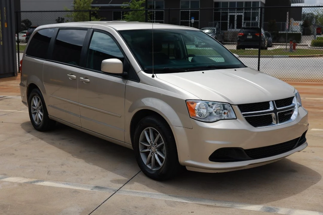 2015 Dodge Caravan - Image 15 of 21