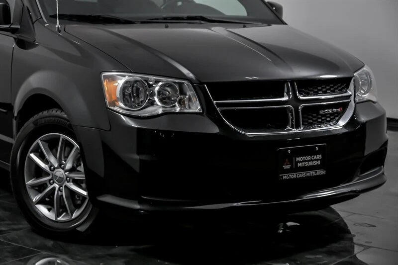 2015 Dodge Caravan - Image 2 of 28