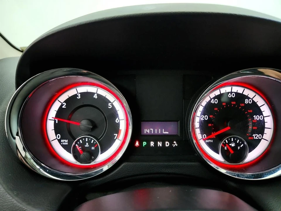 2015 Dodge Caravan - Image 15 of 21