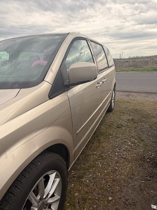 2015 Dodge Caravan - Image 3 of 19