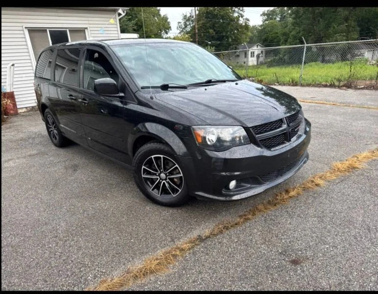 2015 Dodge Caravan - Image 4 of 12