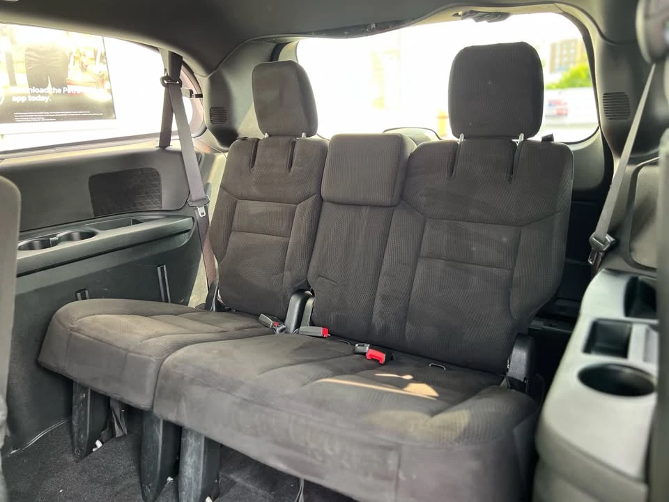 2015 Dodge Caravan - Image 16 of 19