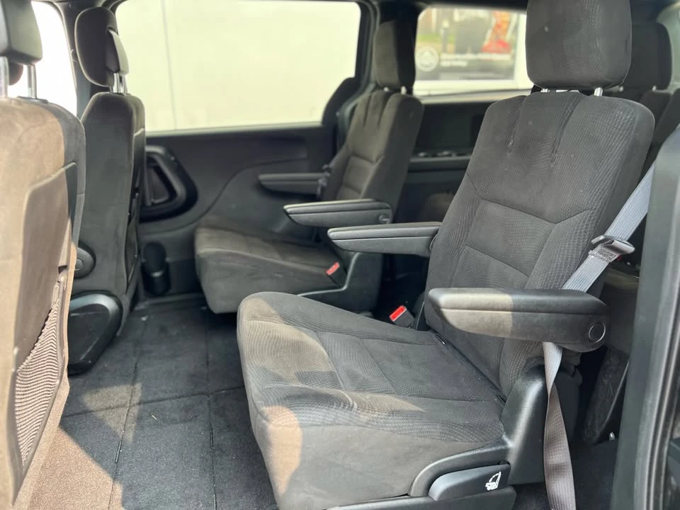 2015 Dodge Caravan - Image 15 of 19