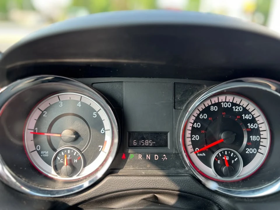 2015 Dodge Caravan - Image 12 of 19