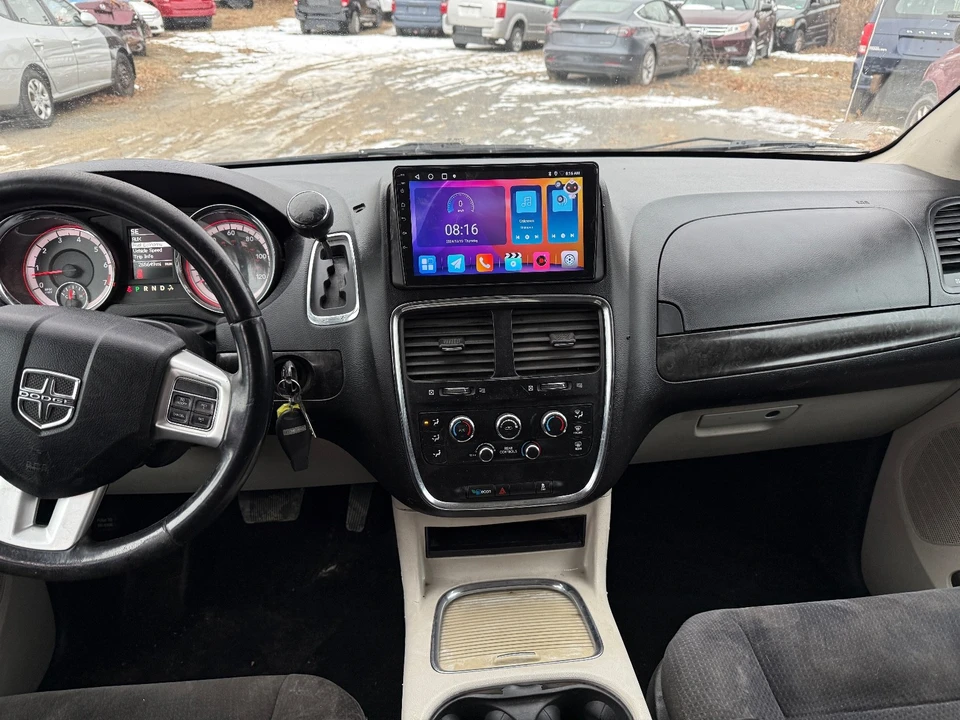 2015 Dodge Caravan - Image 11 of 21