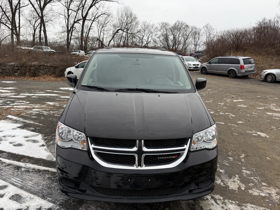 2015 Dodge Caravan - Image 8 of 21
