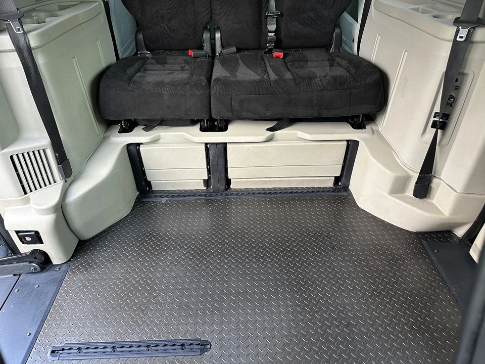 2015 Dodge Caravan - Image 20 of 21