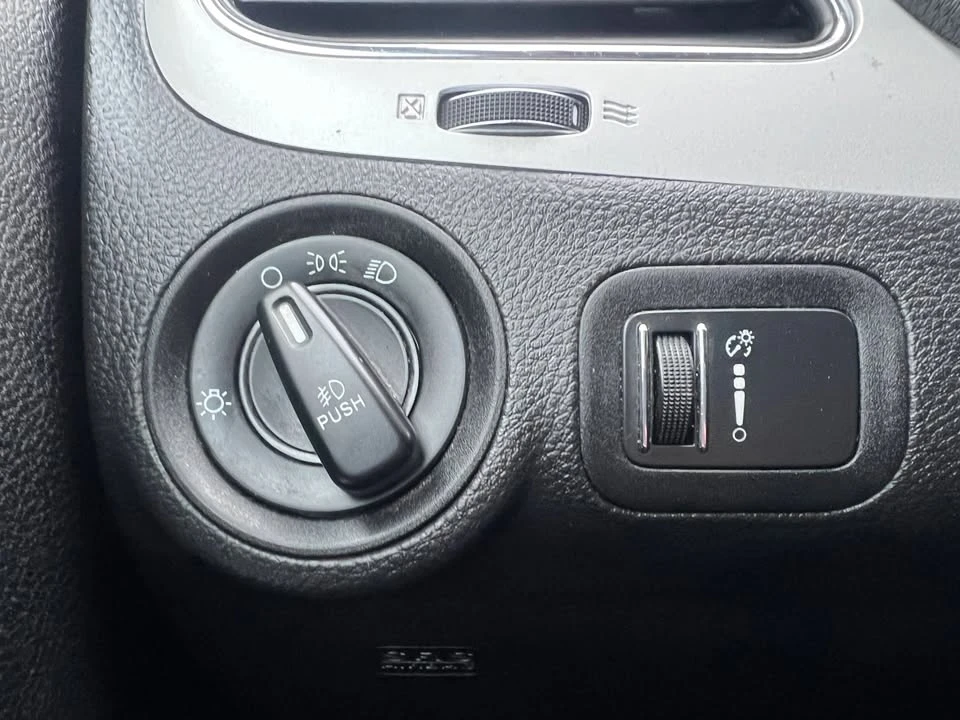 2015 Dodge Journey - Image 14 of 17
