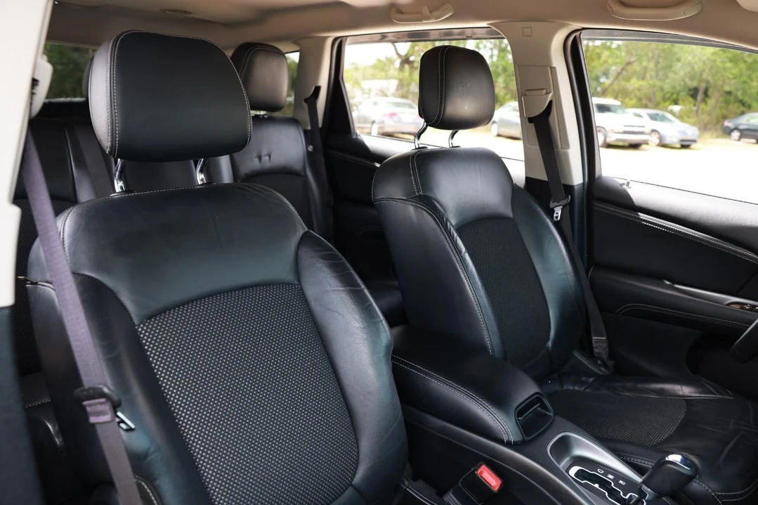 2015 Dodge Journey - Image 16 of 21