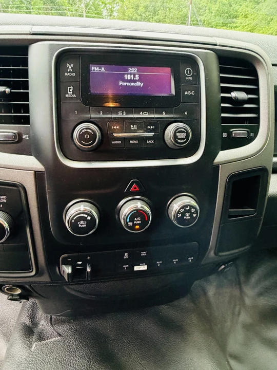 2015 Dodge Ram - Image 23 of 28