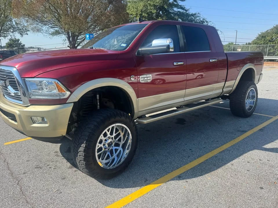 2015 Ram 3500 - Image 10 of 12