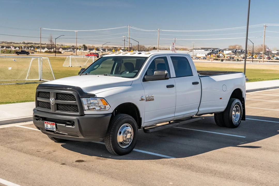 2015 Dodge Ram 4th Gen - Image 2 of 31