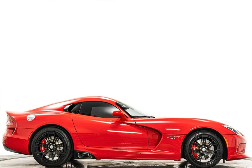 2015 Dodge Viper 5th Gen - Image 2 of 20
