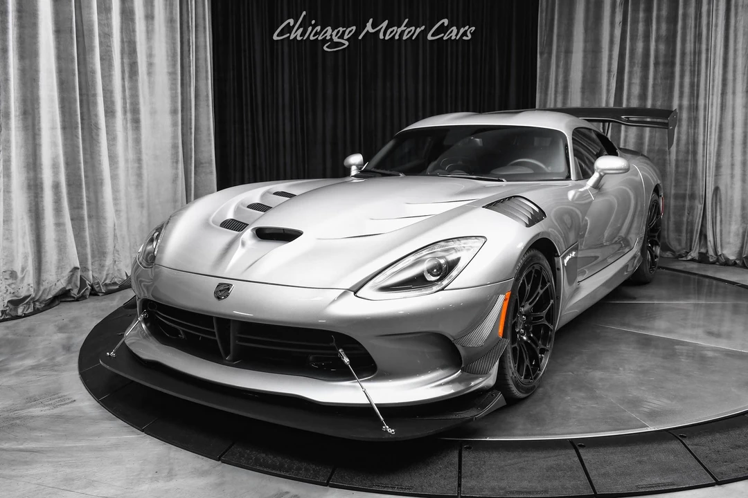 2015 Dodge Viper 5th Gen - Image 2 of 31
