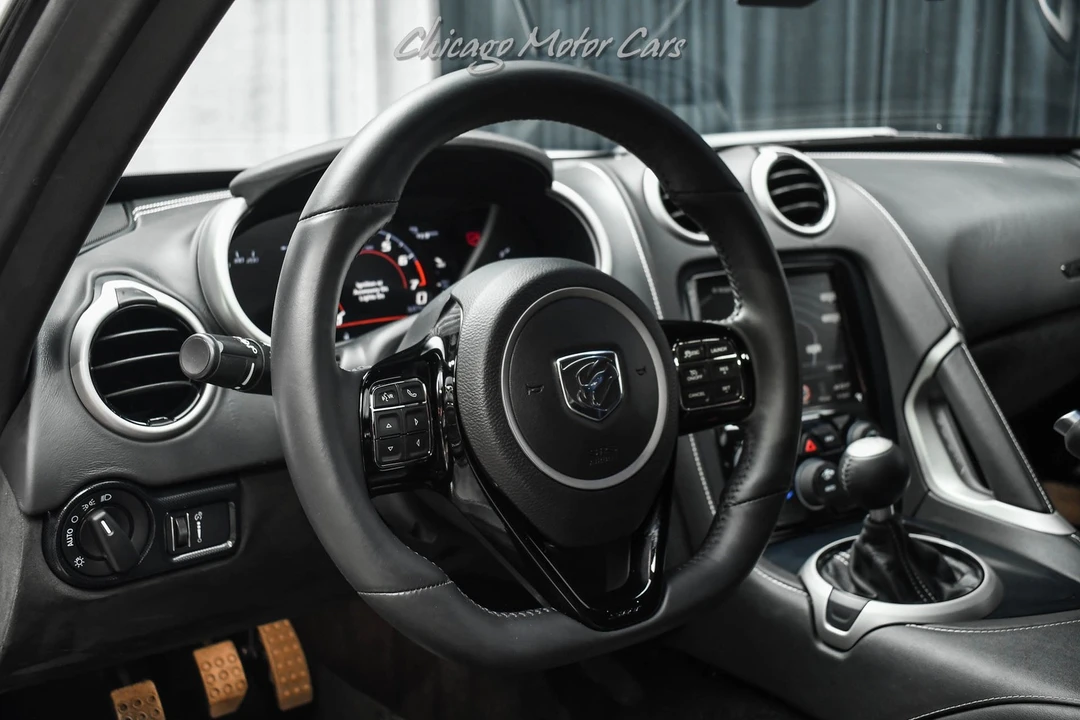 2015 Dodge Viper 5th Gen - Image 9 of 31