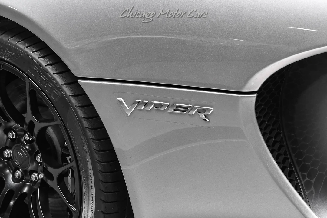 2015 Dodge Viper 5th Gen - Image 29 of 31