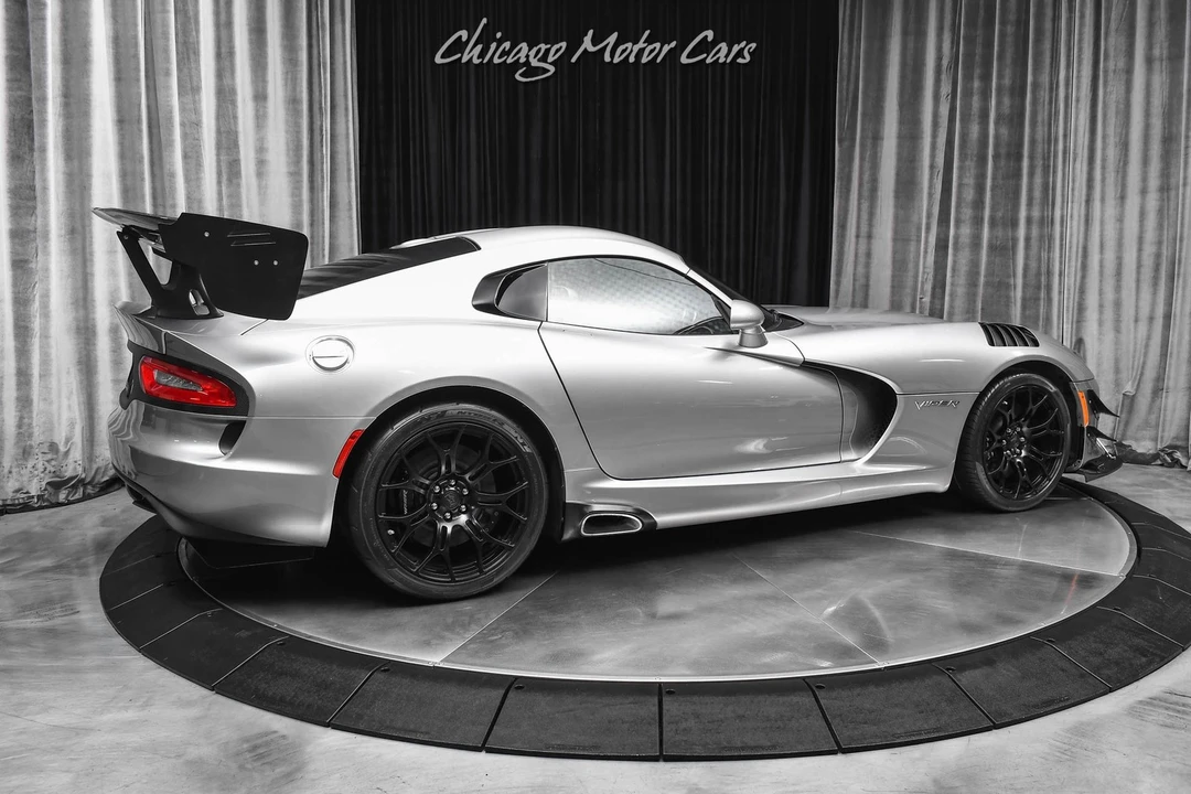 2015 Dodge Viper 5th Gen - Image 5 of 31