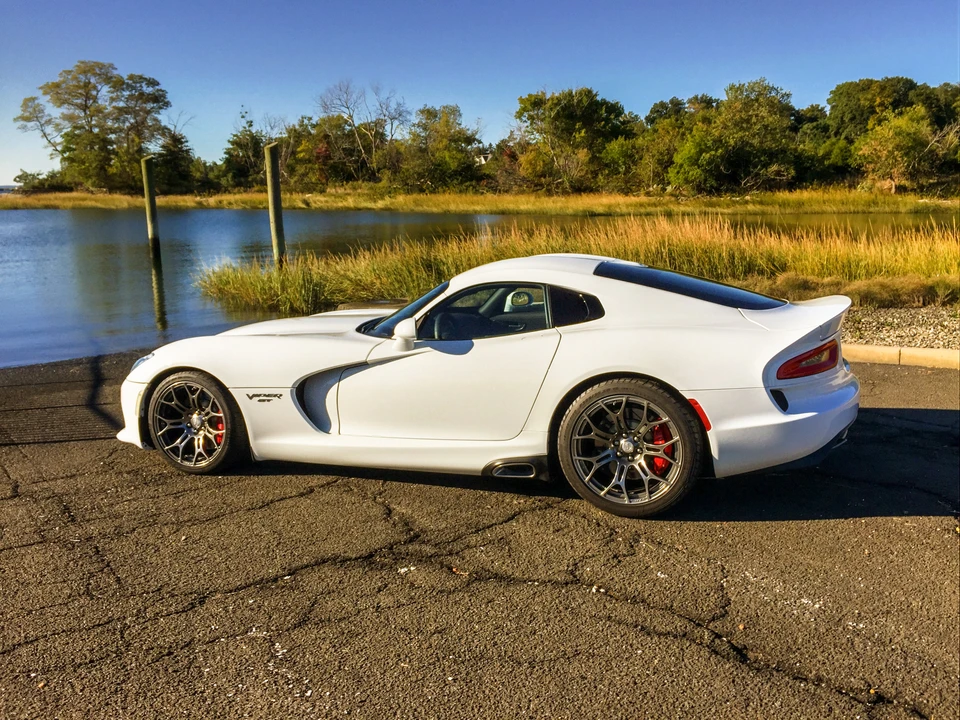 2015 Dodge Viper 5th Gen - Image 2 of 8