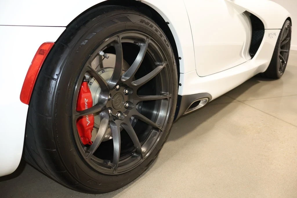 2015 Dodge Viper 5th Gen - Image 18 of 21