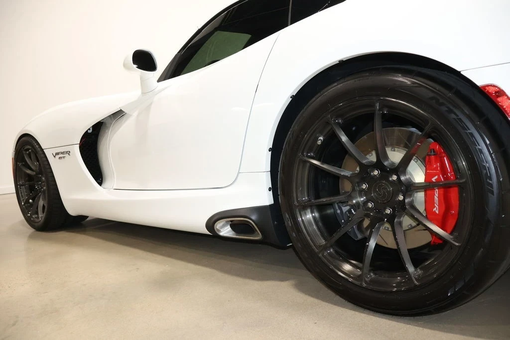 2015 Dodge Viper 5th Gen - Image 11 of 21