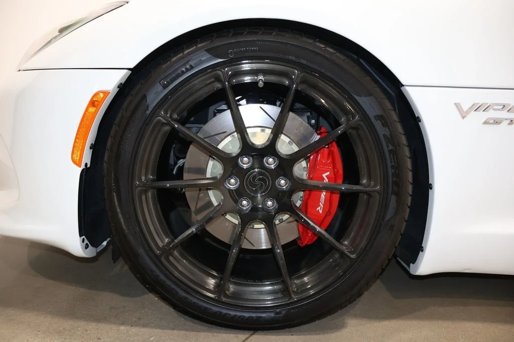 2015 Dodge Viper 5th Gen - Image 13 of 21