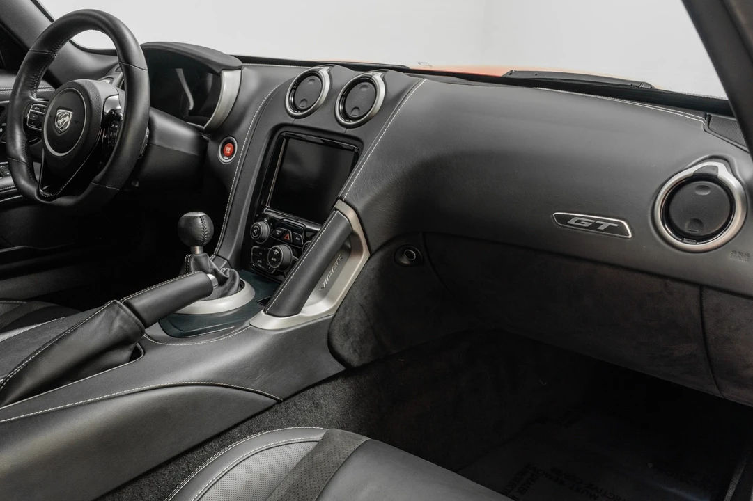 2015 Dodge Viper 5th Gen - Image 14 of 21