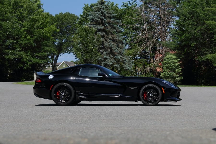 2015 Dodge Viper 5th Gen - Image 2 of 31