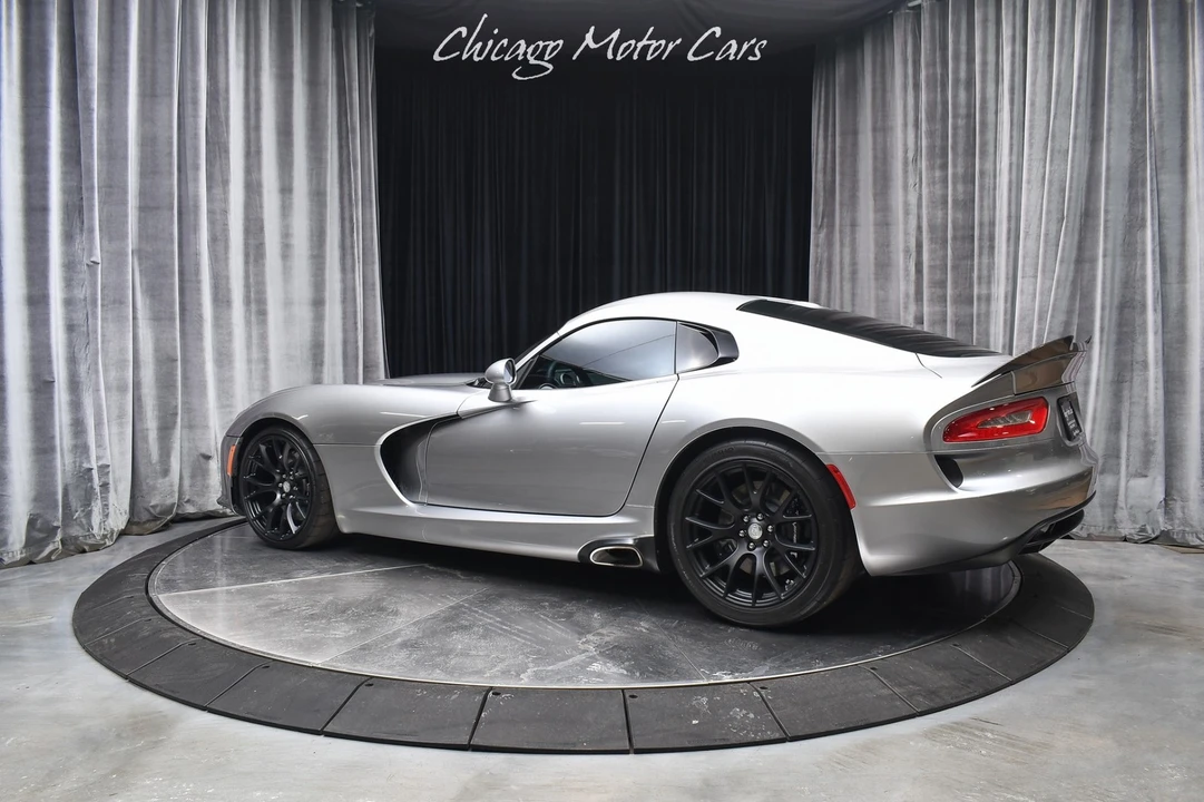 2015 Dodge Viper 5th Gen - Image 2 of 12
