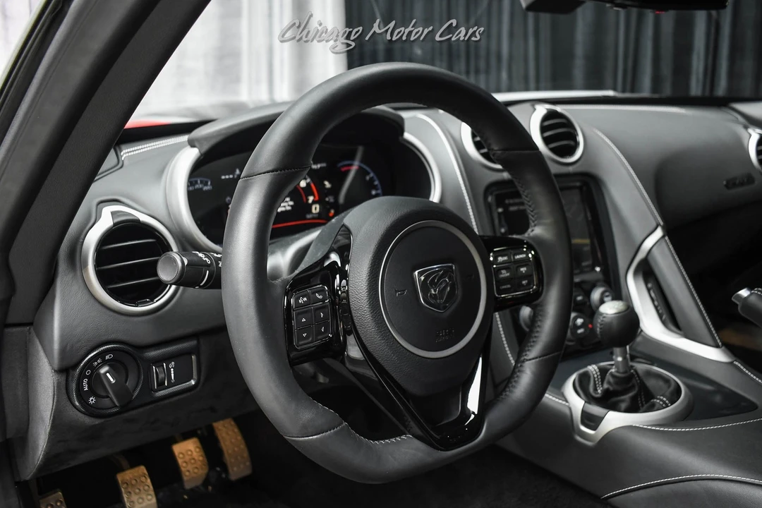 2015 Dodge Viper 5th Gen - Image 9 of 31