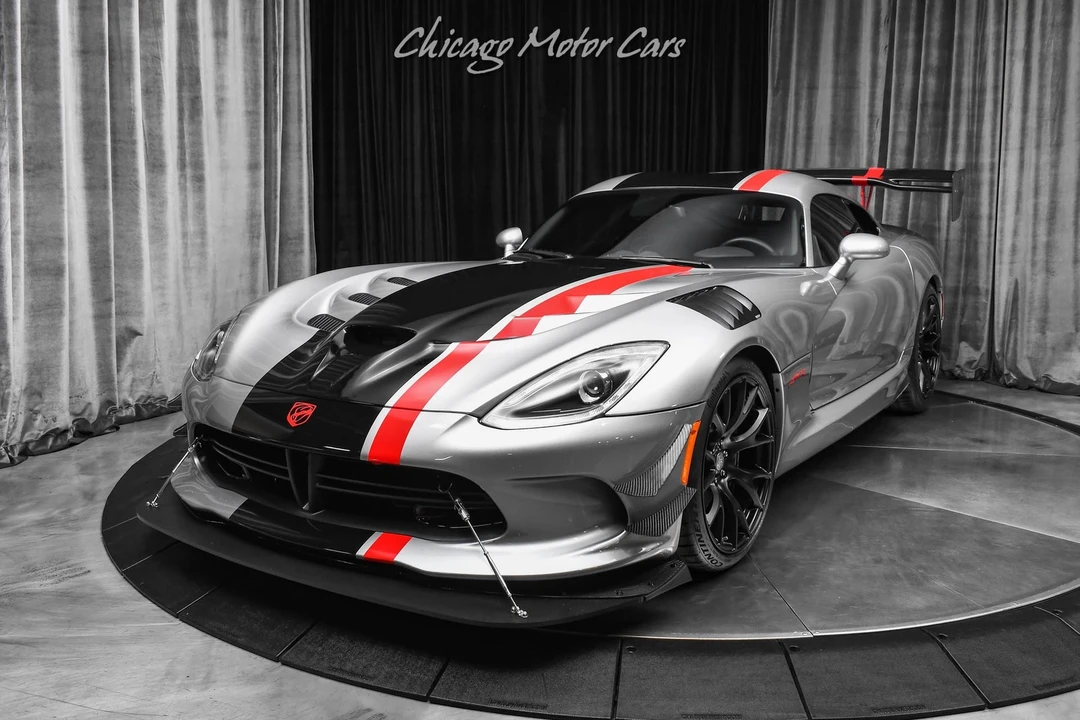 2015 Dodge Viper 5th Gen - Image 2 of 31