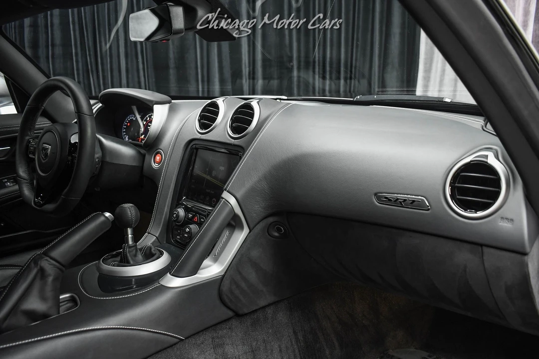 2015 Dodge Viper 5th Gen - Image 19 of 31
