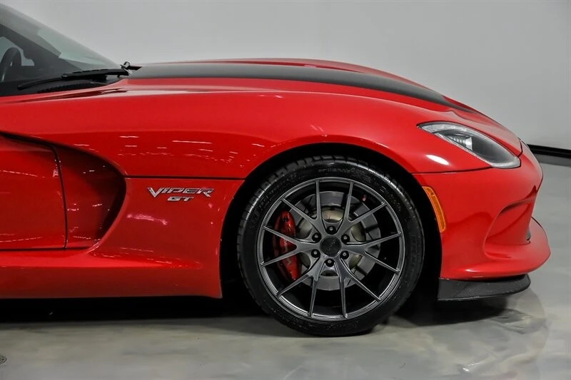 2015 Dodge Viper 5th Gen - Image 15 of 21