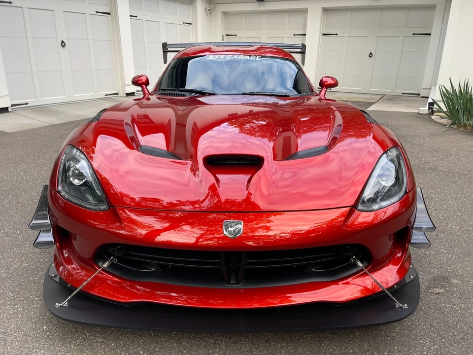 2015 Dodge Viper 5th Gen - Image 2 of 21