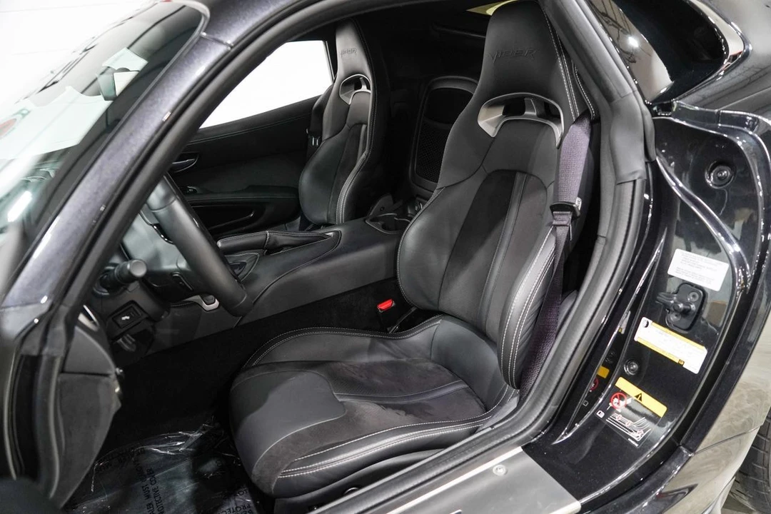 2015 Dodge Viper 5th Gen - Image 9 of 31
