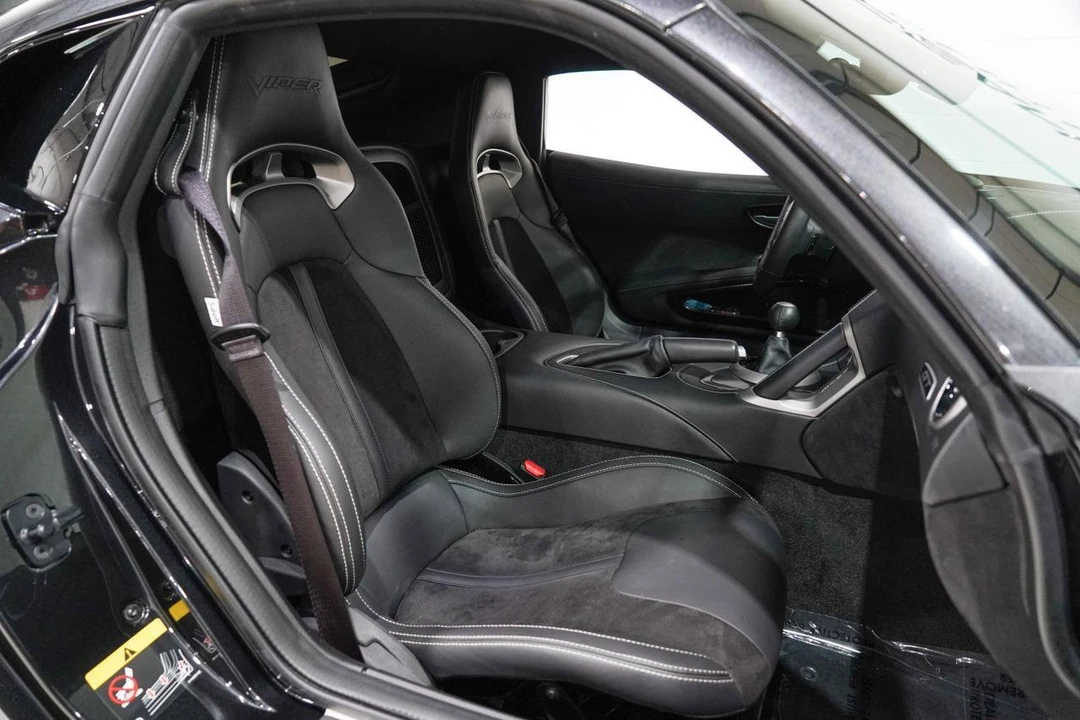 2015 Dodge Viper 5th Gen - Image 15 of 31