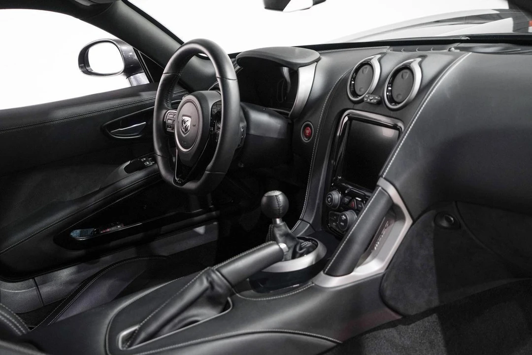 2015 Dodge Viper 5th Gen - Image 17 of 31