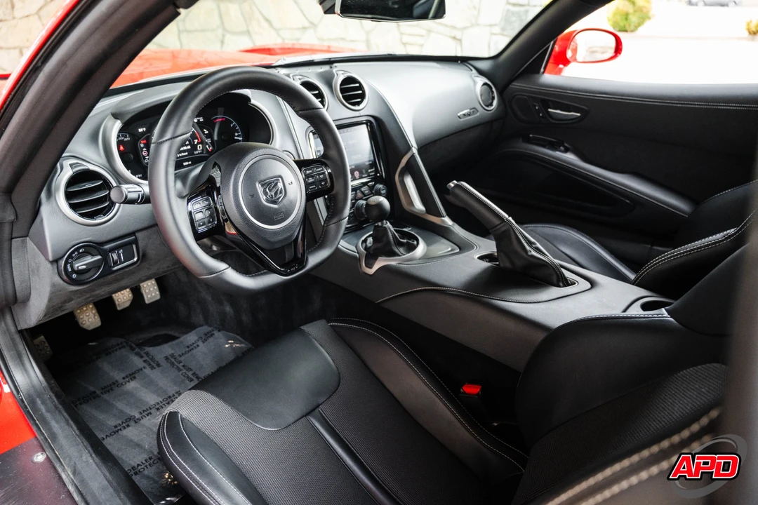 2015 Dodge Viper 5th Gen - Image 2 of 31