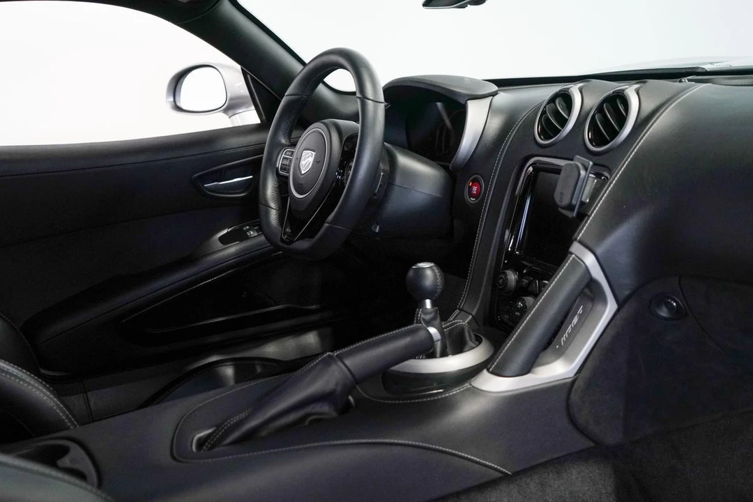 2015 Dodge Viper 5th Gen - Image 17 of 21