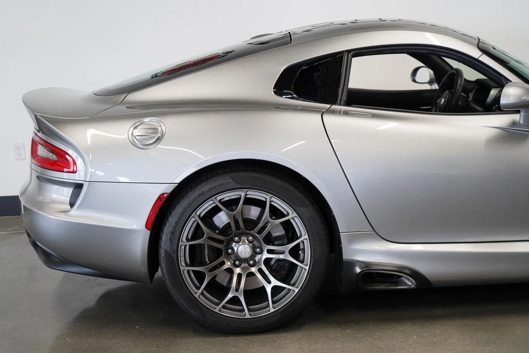 2015 Dodge Viper 5th Gen - Image 20 of 21