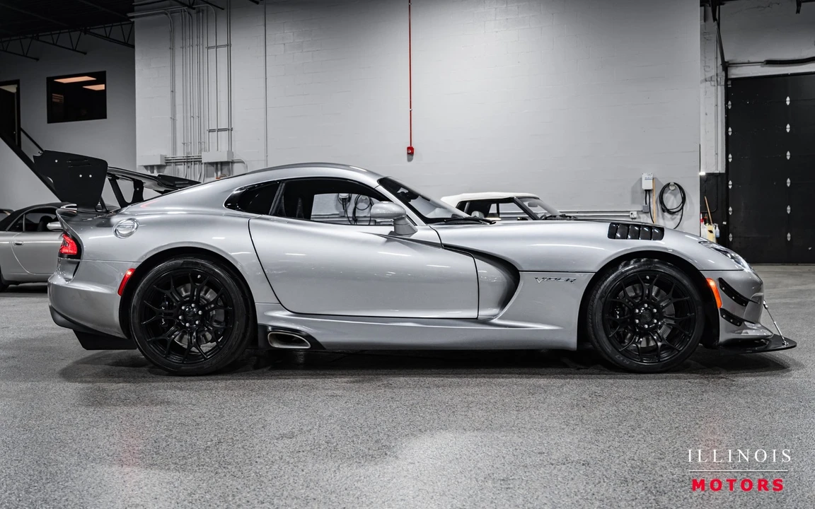2015 Dodge Viper 5th Gen - Image 6 of 31