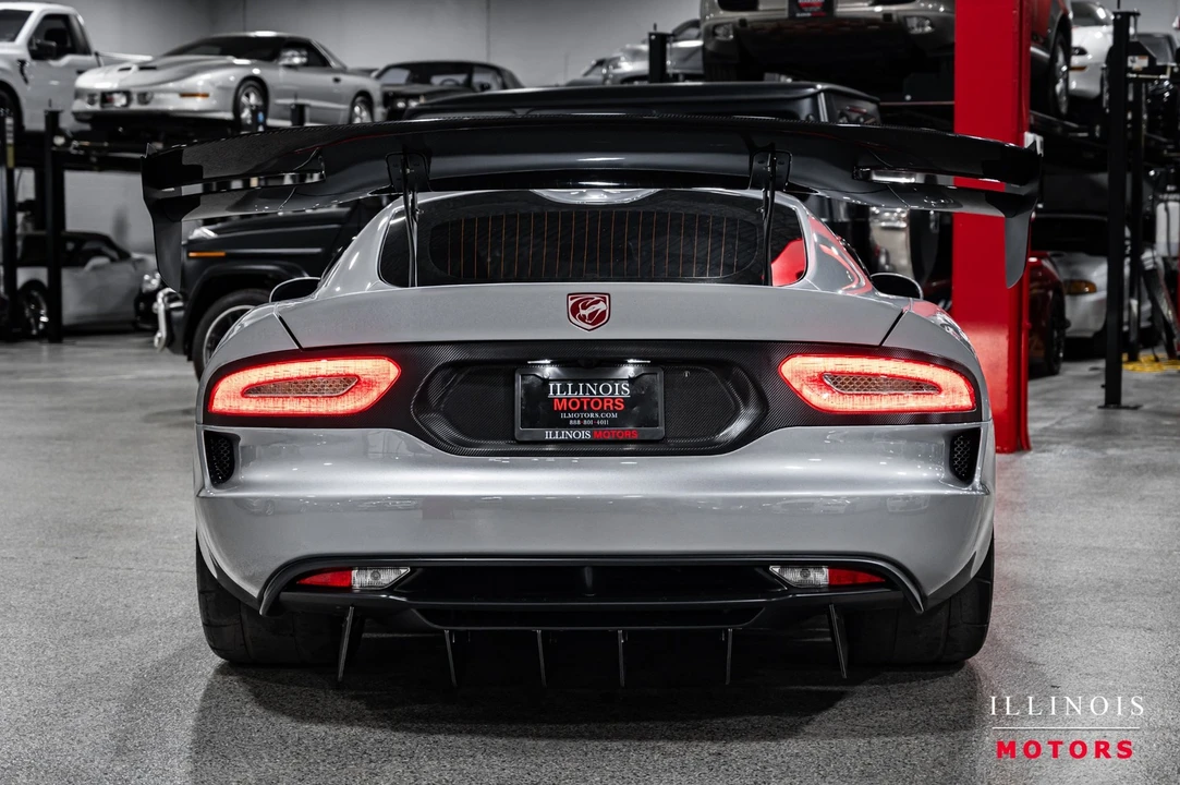 2015 Dodge Viper 5th Gen - Image 4 of 31