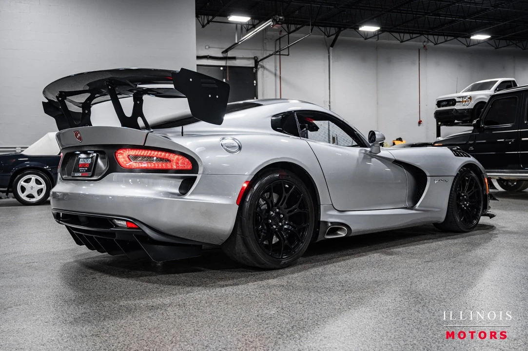 2015 Dodge Viper 5th Gen - Image 5 of 31