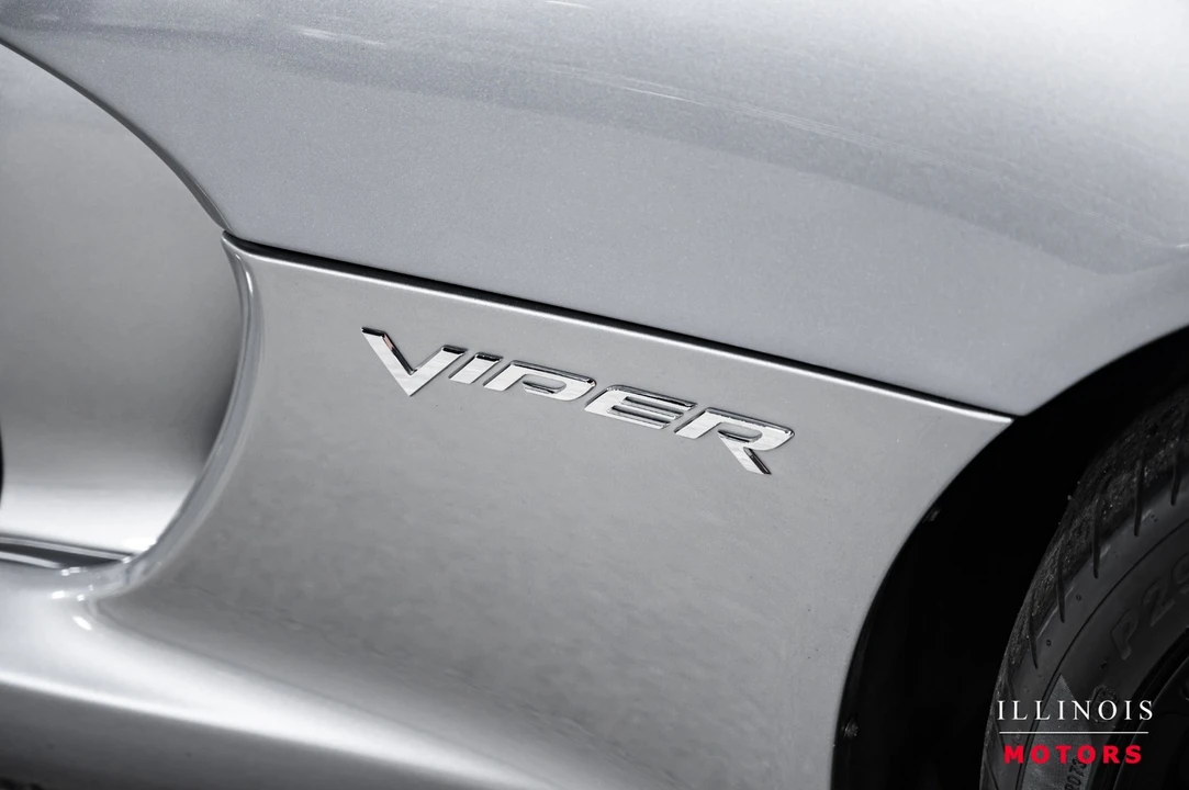 2015 Dodge Viper 5th Gen - Image 14 of 31