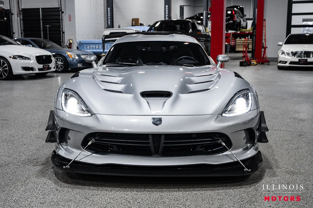 2015 Dodge Viper 5th Gen - Image 9 of 31