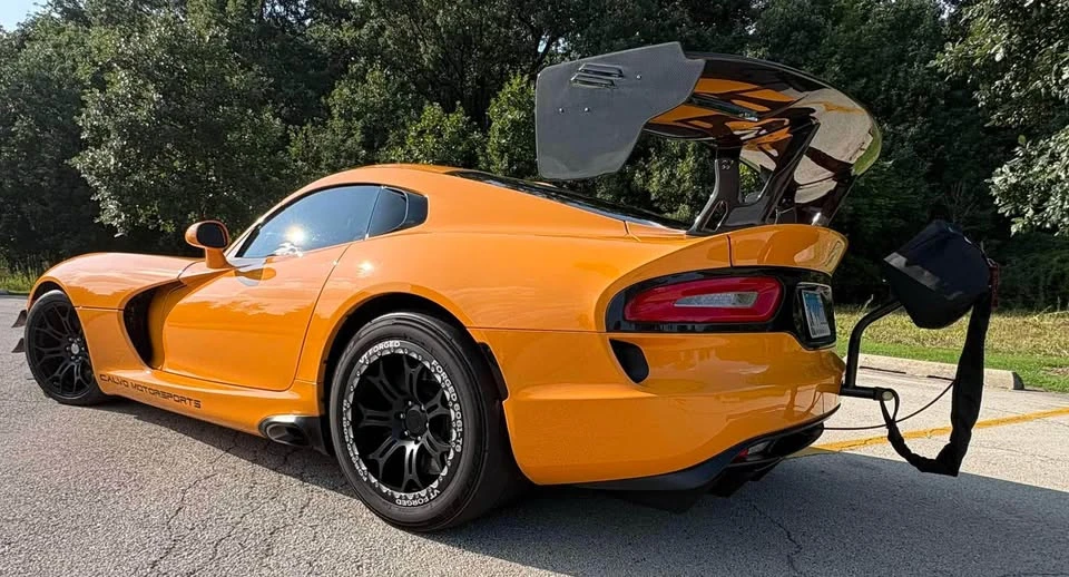 2015 Dodge Viper 5th Gen - Image 15 of 20