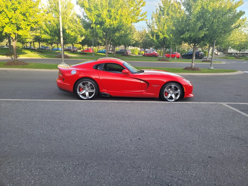 2015 Dodge Viper 5th Gen - Image 25 of 31
